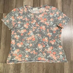 Bobbie Brooks Gray and Coral Floral Short Sleeve Top